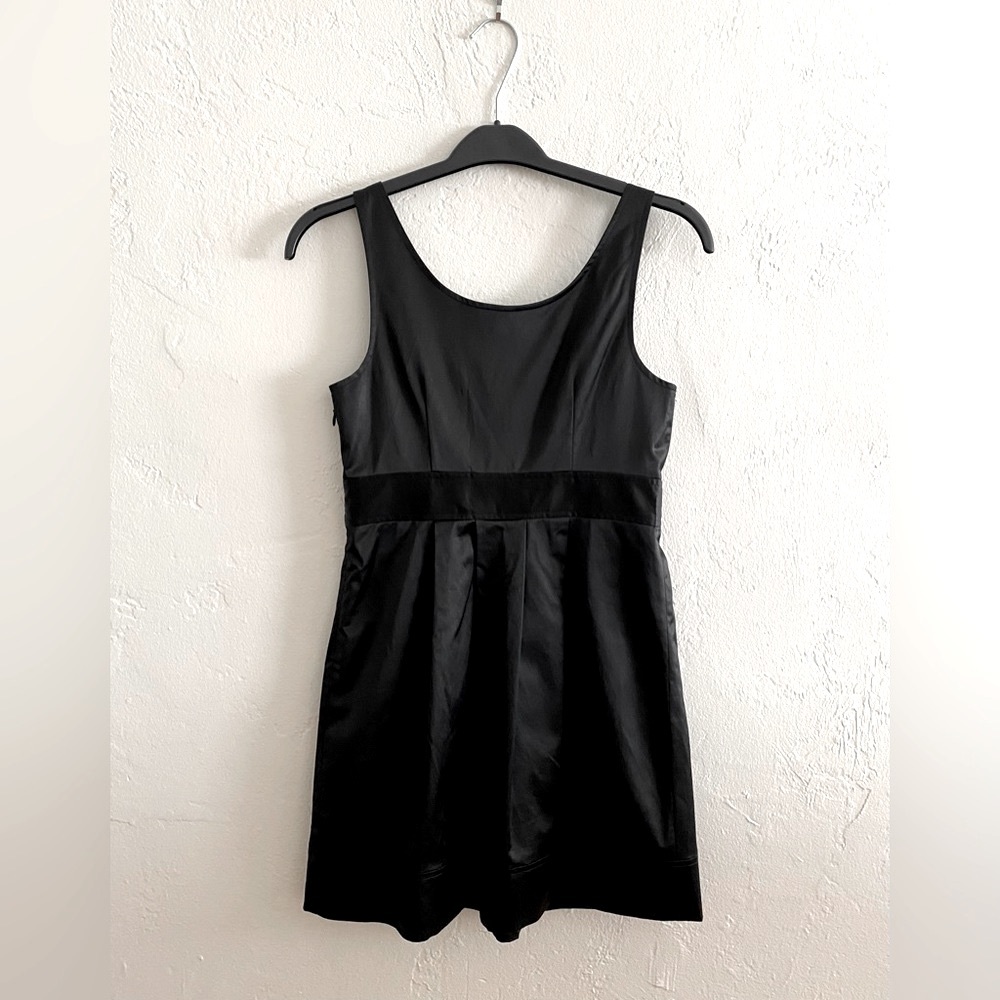 THEORY BLACK SATIN MINIDRESS MINIMALIST CHIC SIZE 2 - Picture 11 of 14
